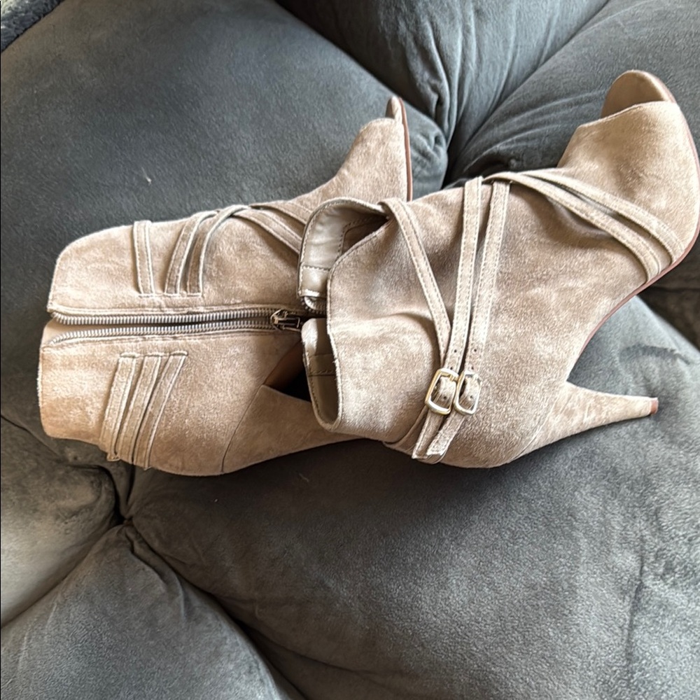 Vince Camuto Tan Suede Heeled Boots with Side Zipper
